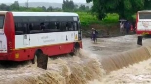 State transport corporation suspended 6 driver for drove bus in flood water