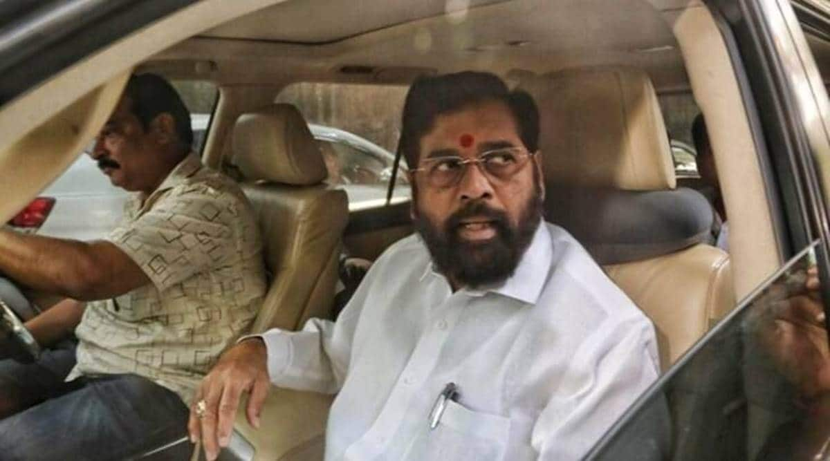 maharashtra cm eknath shinde car number plate 567 auctioned in thane rto for this price