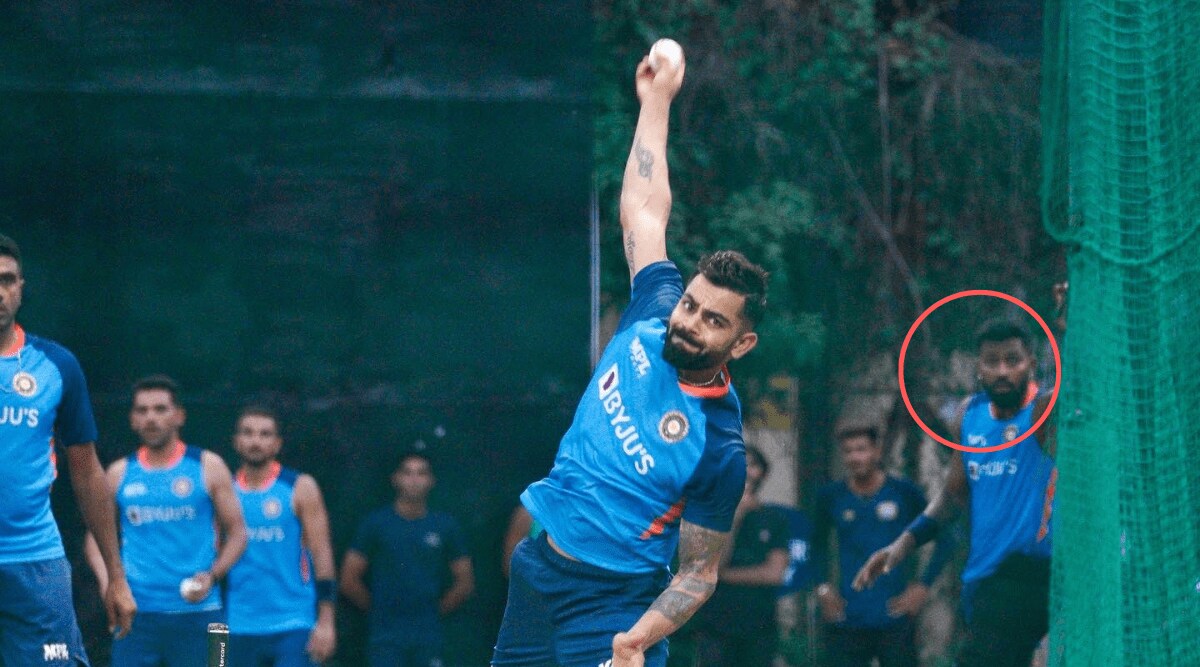 Virat Kohli Bowling In IND vs AUS