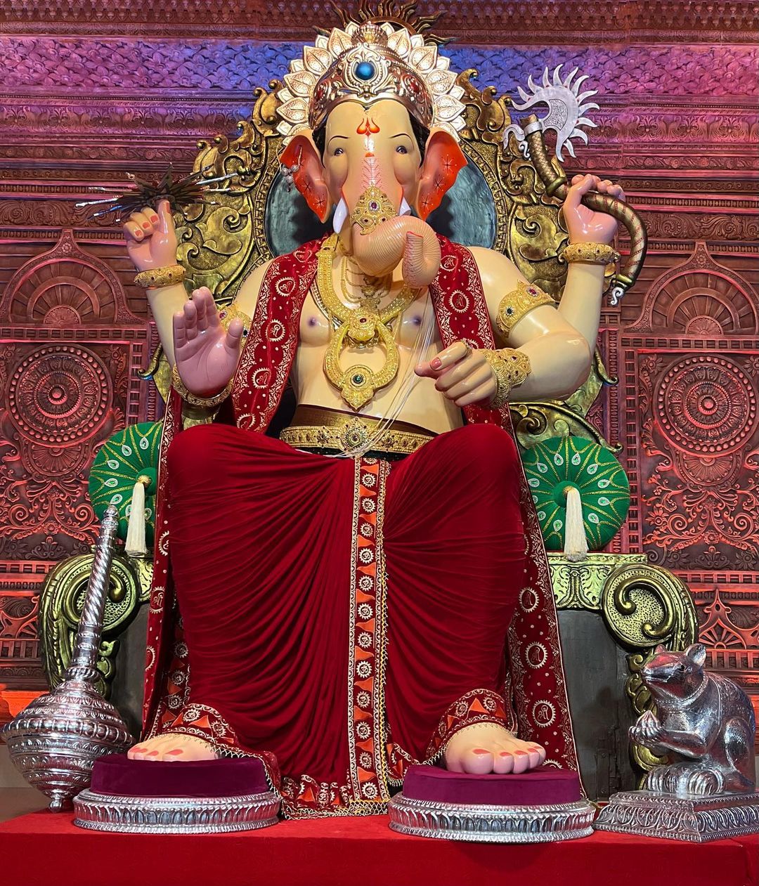 Ganeshotsav 2022 lalbaugcha raja donation money gold