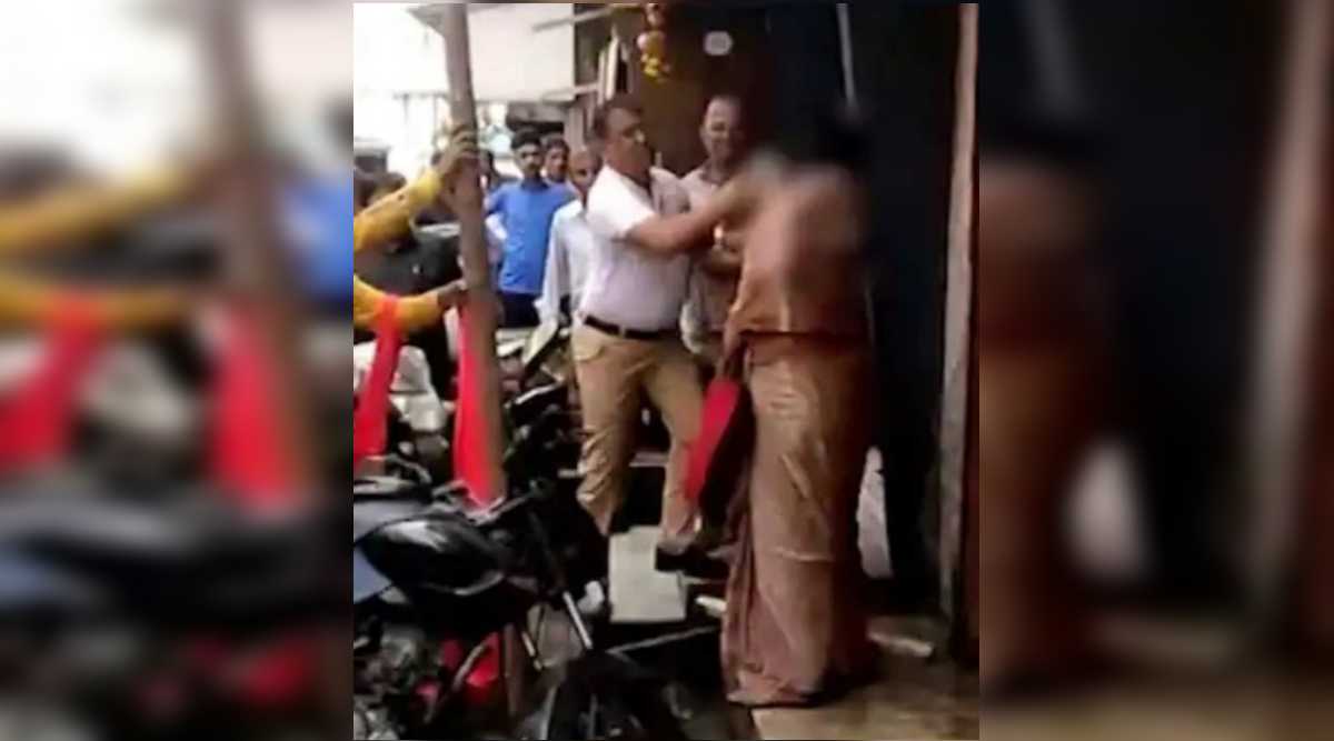 MNS beating to women in Mumbai