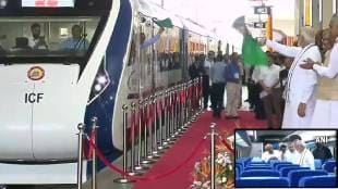 Modi and vande bharat train
