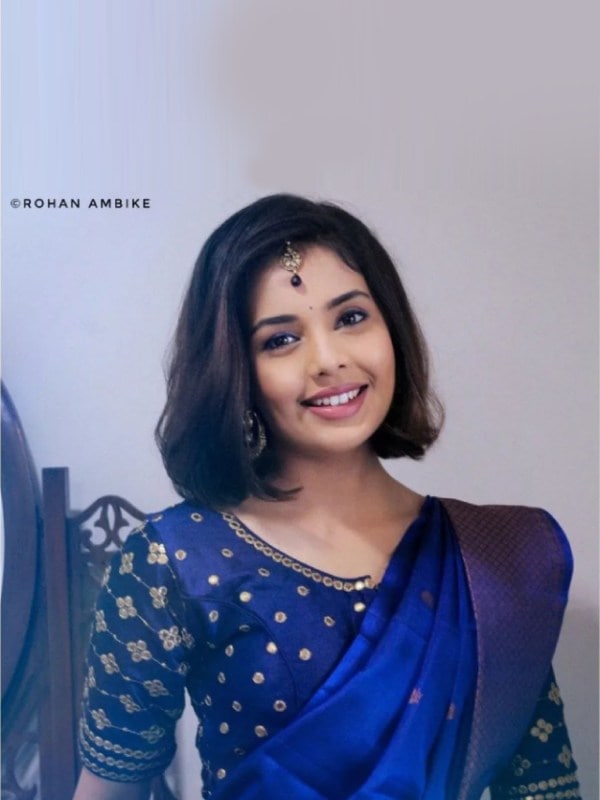 Navratri 2022 Blue Colour Marathi Actress Photos
