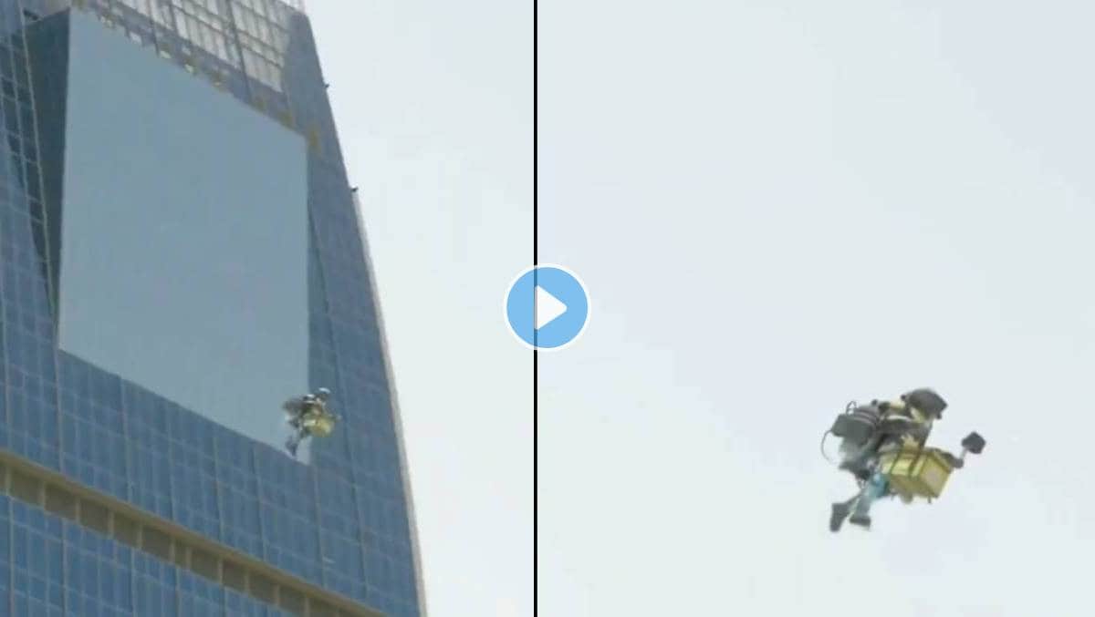 Delivery-Agent-Flies-Up