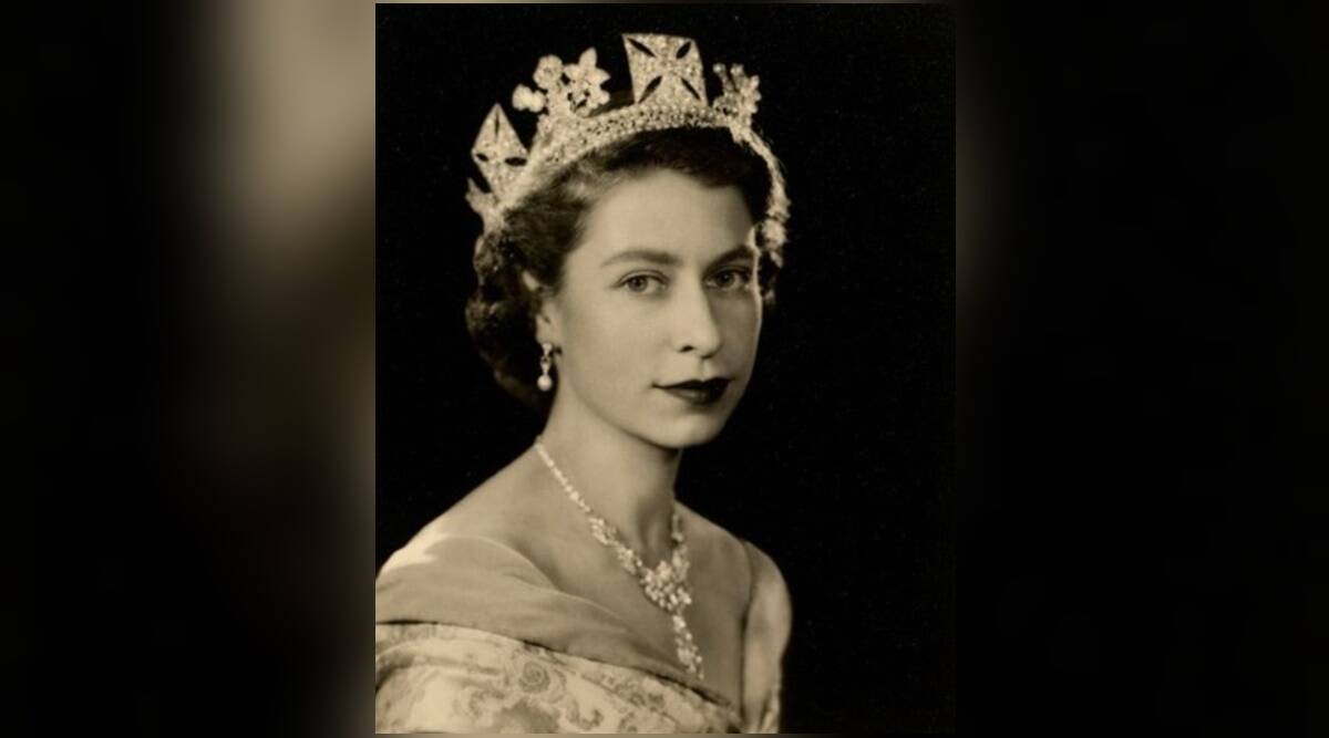 Queen Elizabeth ९