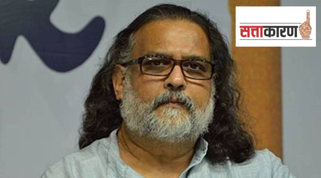 tushar gandhi criticises BJP campaign to promote the sale of Khadi products