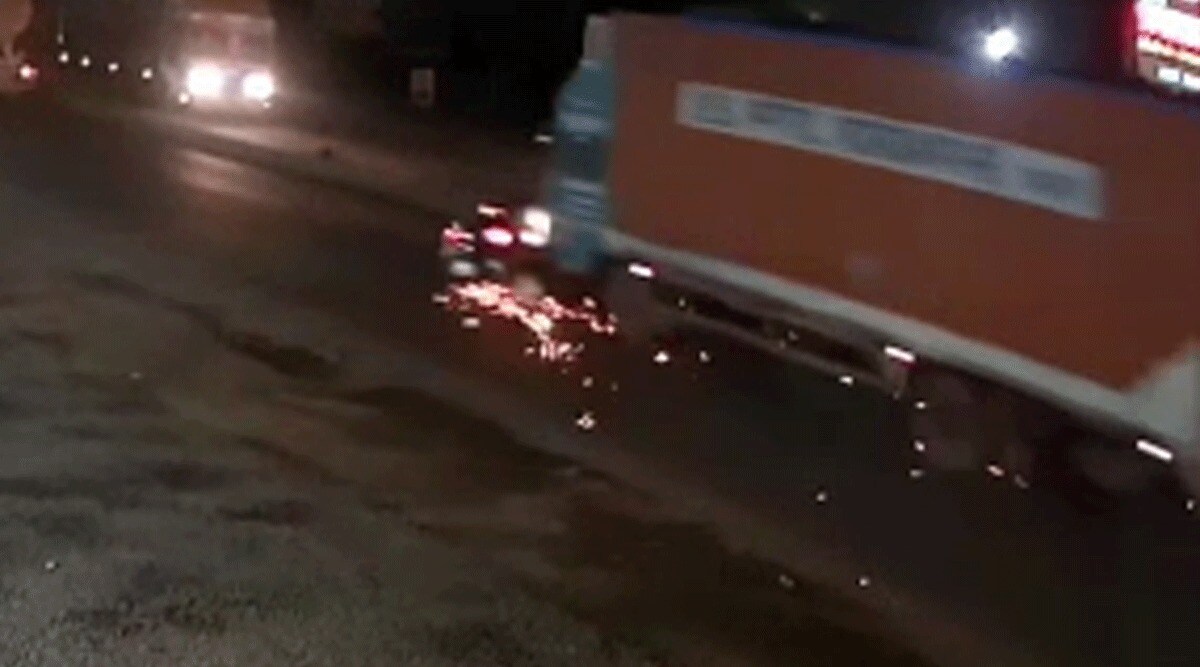 car accident in shikrapur