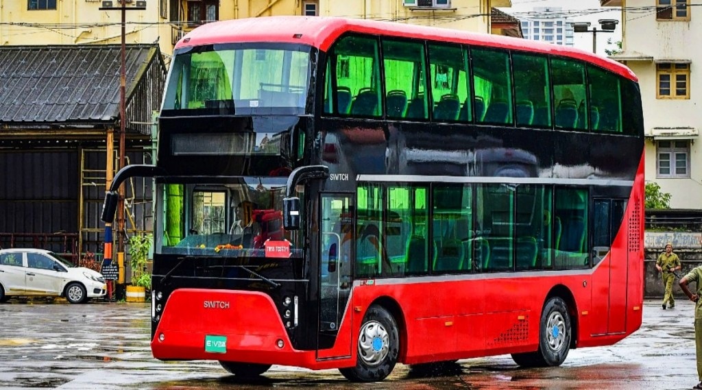 electric double decker bus