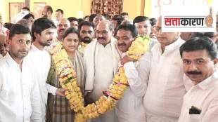 Dispute settled between Satav-Goregaonkar group of congress in Hingoli