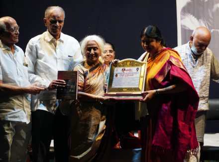Famous singer Kalapini Komkali honored with dr Prabha Atre award