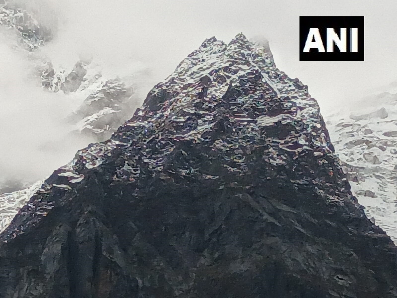 Kedarnath Snowfall