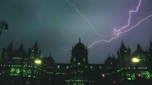 thunderstorms lash mumbai