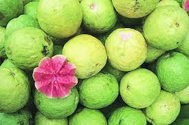 What is the difference between pink and white guava? 