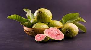 What is the difference between pink and white guava? 