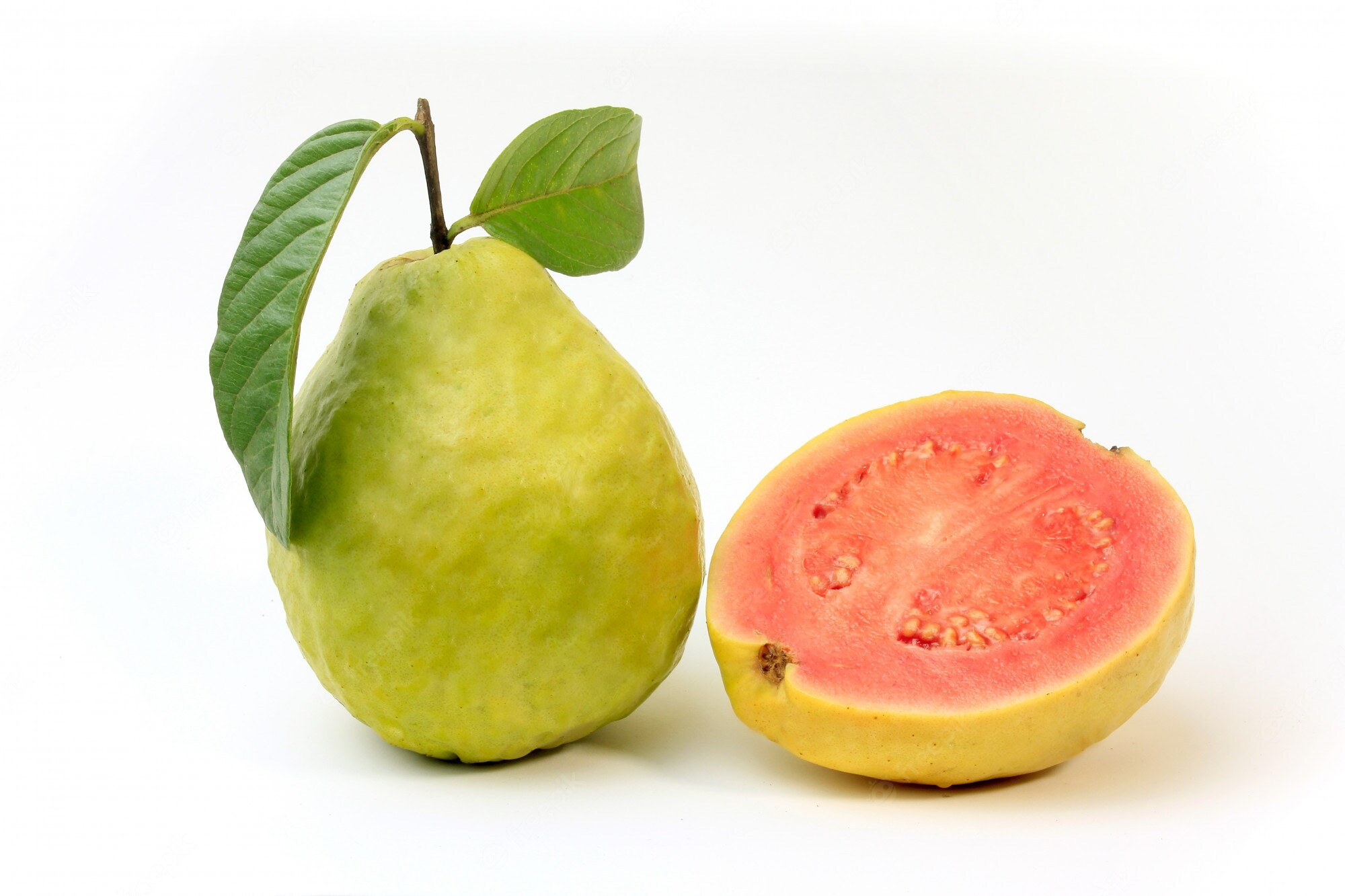 What is the difference between pink and white guava? 