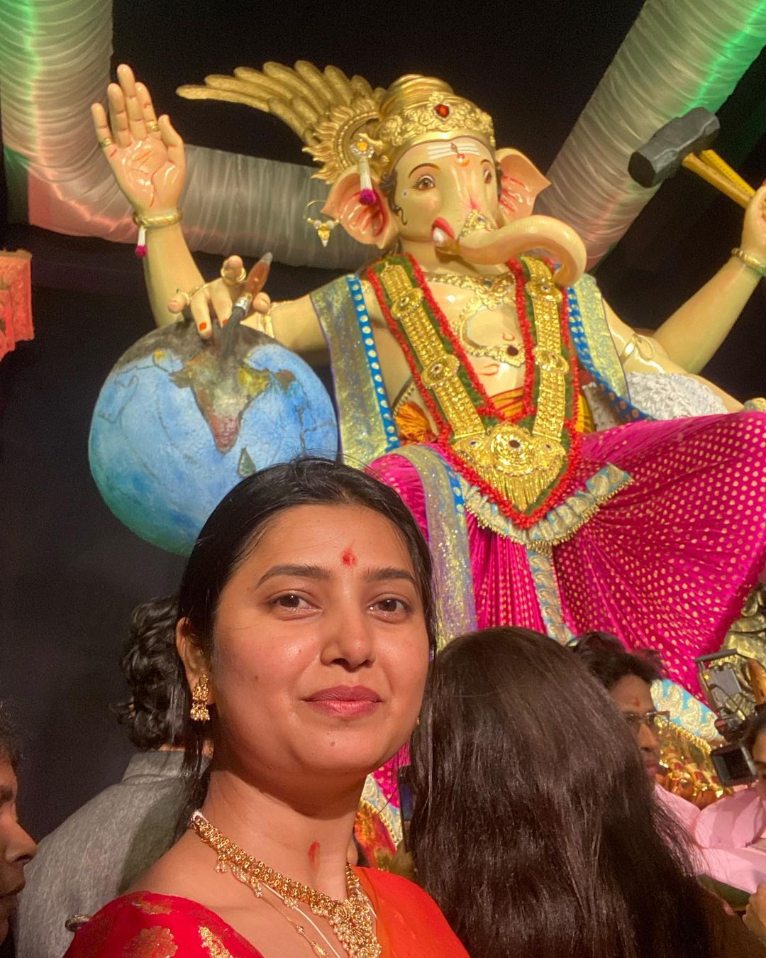 prajakta mali at laalbagcha raja