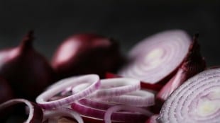 side effects of eating onion regularly