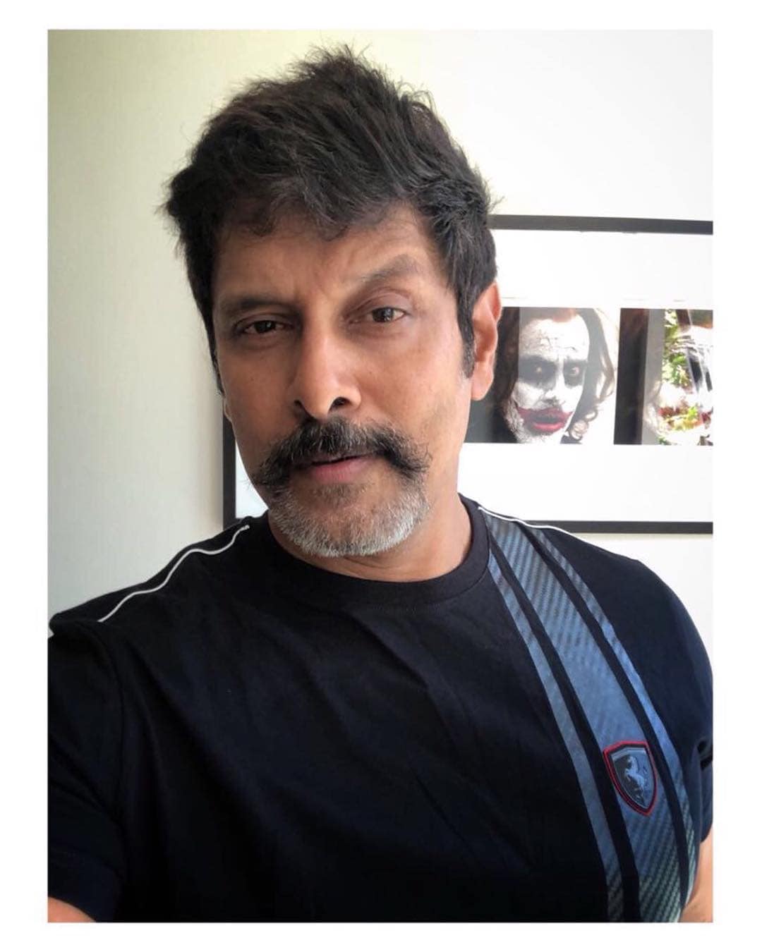 south indian superstar Chiyaan Vikram attends household helper sons wedding photo viral