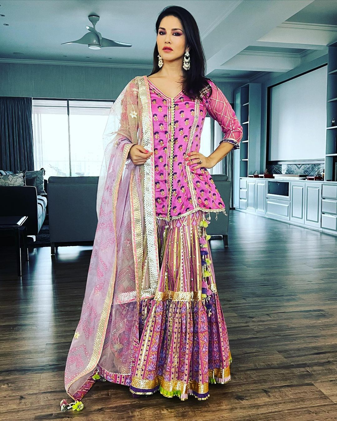 Sunny Leone in Ethnic Dress