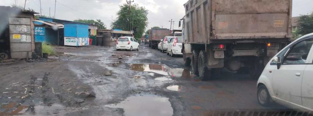 Poor condition of Vadkhal Alibaug road highway authority neglate road repair work
