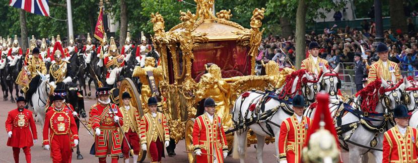 ब्रिटनचा राजा Charles III चा राज्याभिषेक जून २०२३ मध्ये होऊ शकतो. या कार्यक्रमात ते सोन्याच्या रथातून जाणार आहेत.(Photo: rct.uk)