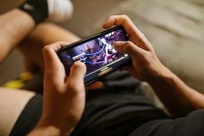 Use this tips to keep your phone safe from blast