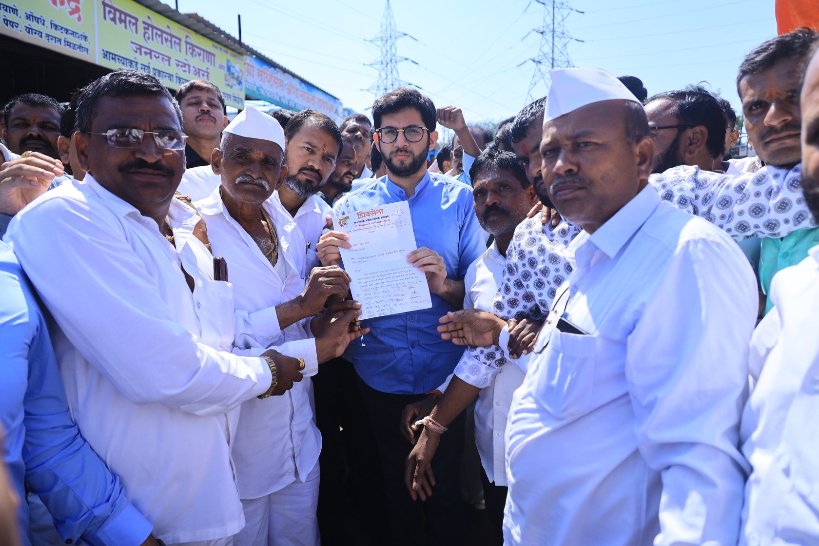 Aditya Thackeray Pune Nashik Drought