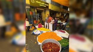 Dussehra Flower Festival in Market Yard