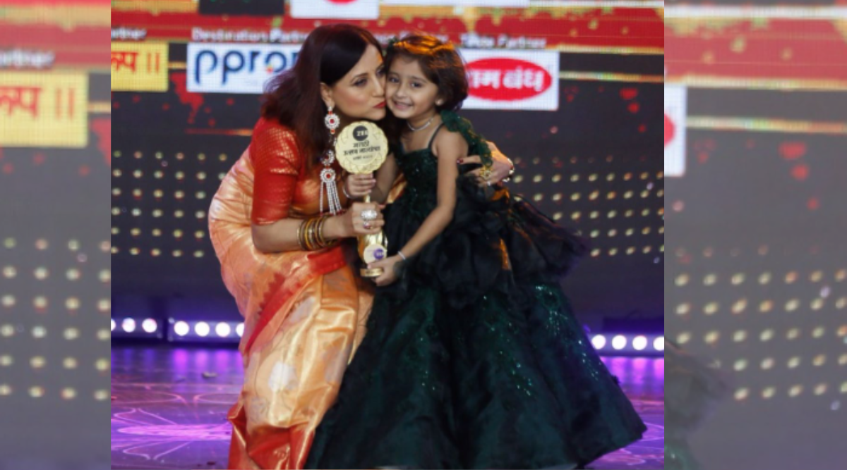 Zee Marathi Awards Majhi Tujhi Reshimgath Myra Vaikul New Look Pari Got best Child Actor Award