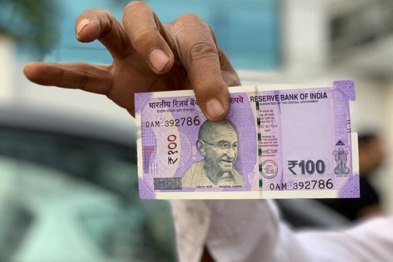 How Mahatma Gandhi became the only face on Indian currency when and where photo is clicked