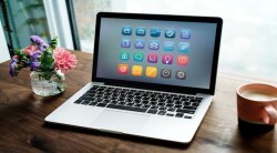 Laptop Tips : लॅपटॉप सतत गरम होतो का? हे उपाय करून मिळवा यापासून सुटका