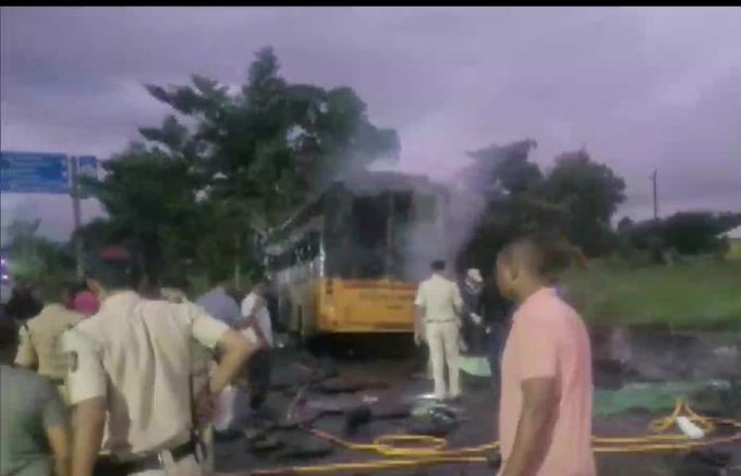 Nashik Bus Accident 11 Dead Several Injured As Bus Catches Fire on Aurangabad Road