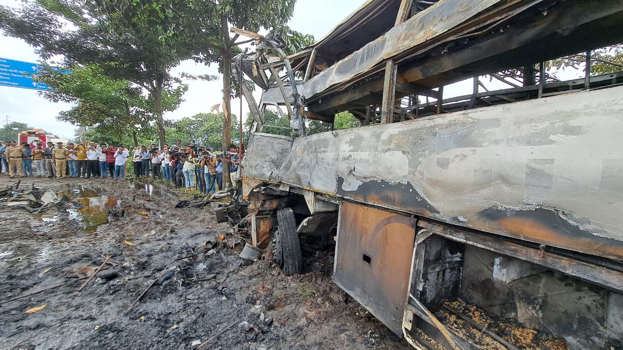 Nashik Bus Accident CM Shinde visit the spot and hospital