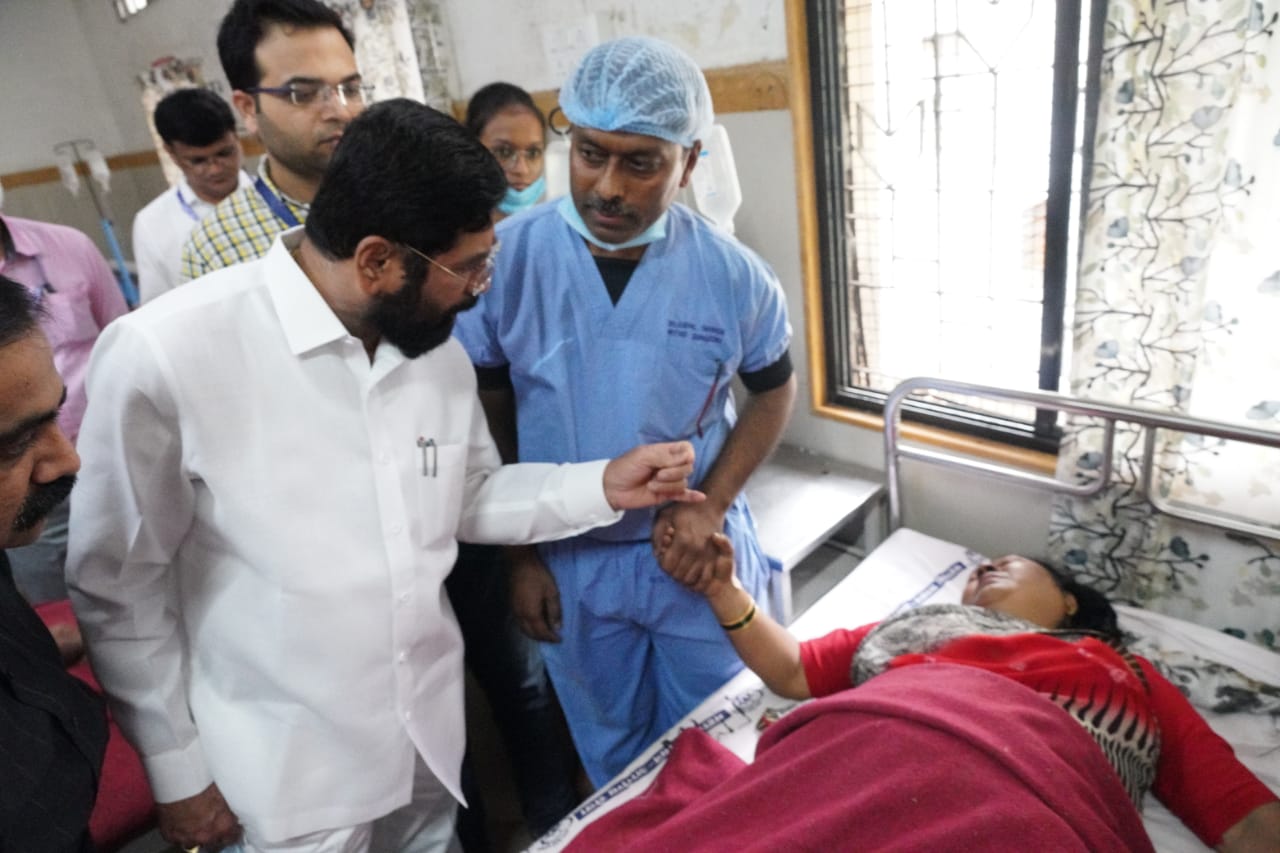 Nashik Bus Accident CM Shinde visit the spot and hospital
