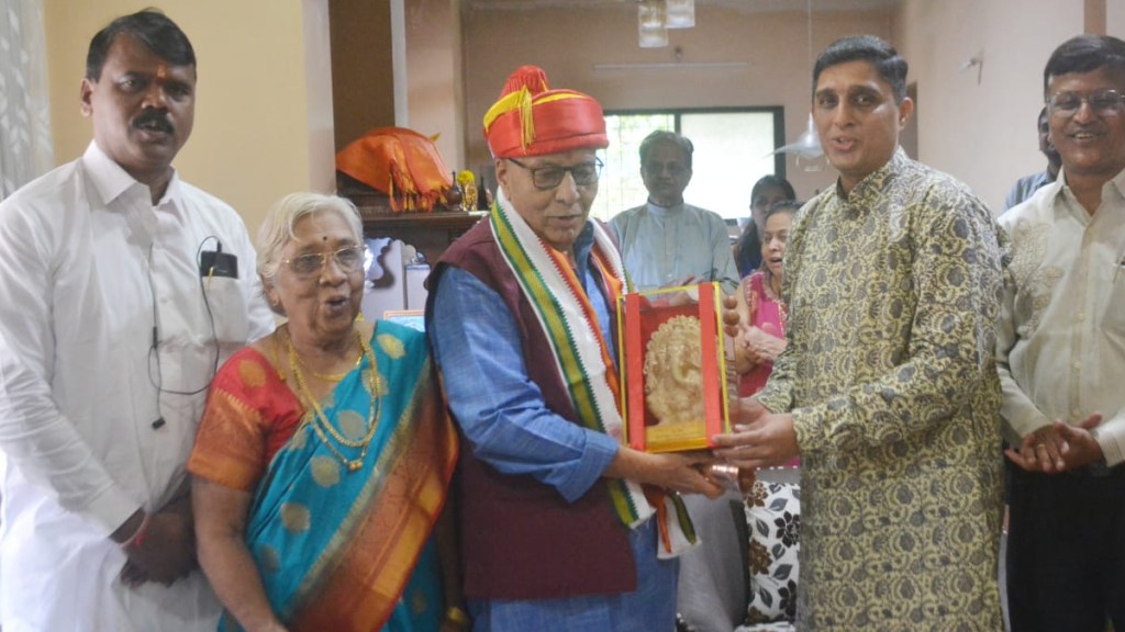 Sainik Mitra Parivar awarded retired Air Force officer vijayadashmi pune