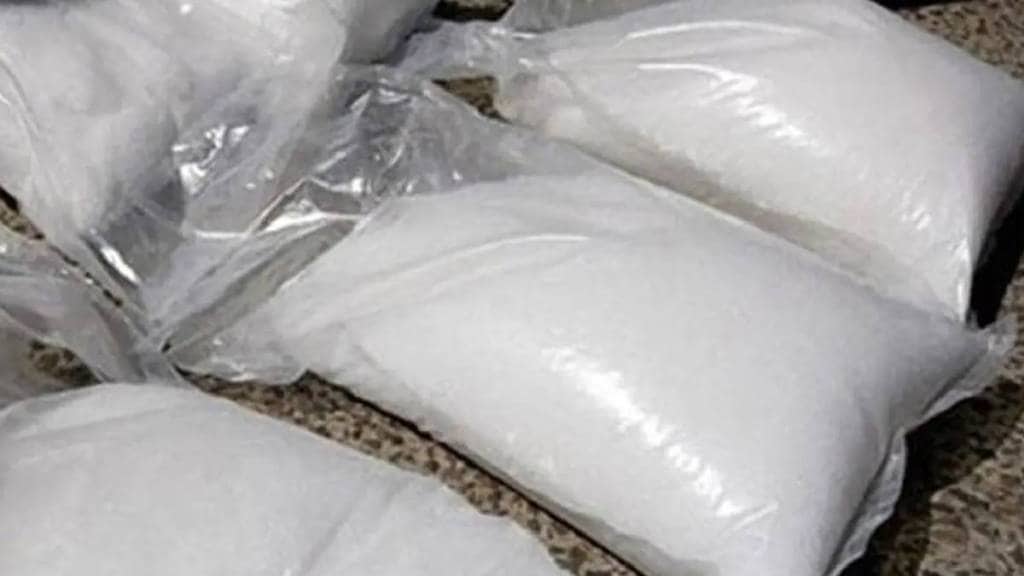 ten lakhs mephedrone seized in kondhwa from drug trafficker pune