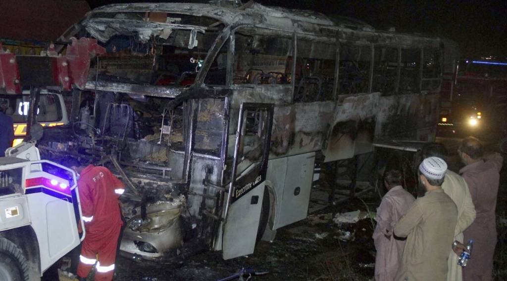 Pakistan Bus Fire