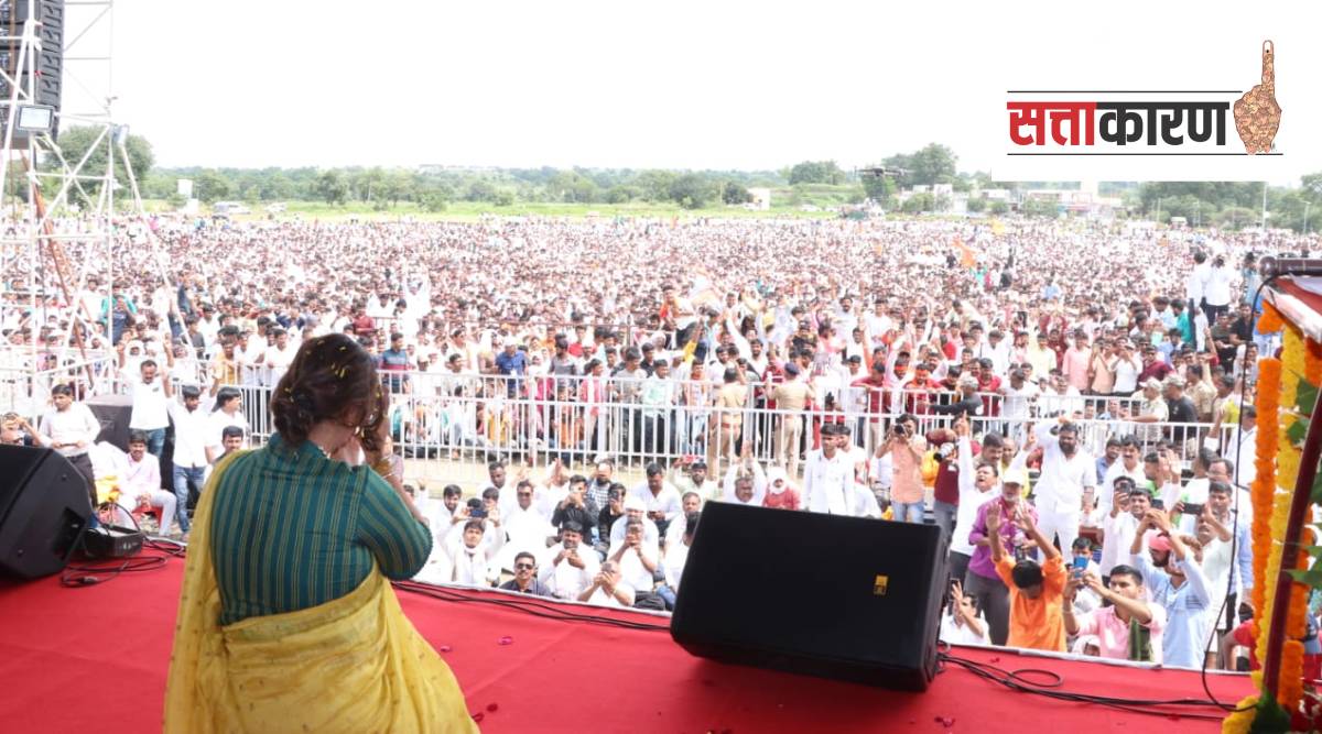 Pankaja Munde on backfoot in Dussehra Melava