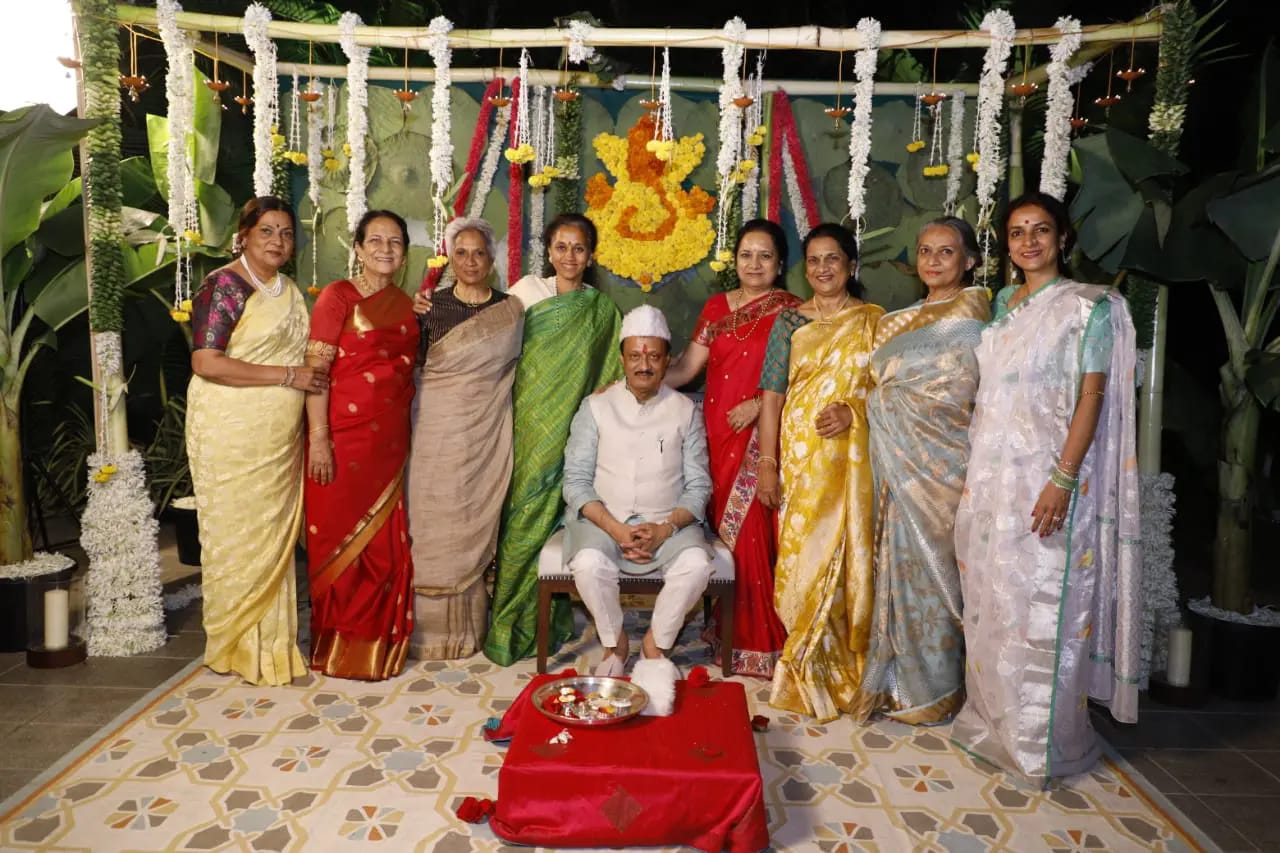 Sharad Pawar Family Diwali Celebration supriya sule ajit pawar bhauji photos