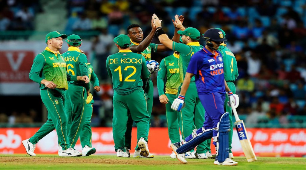 IND vs SA 1st ODI: संजूची ८६ धावांची खेळी व्यर्थ; दक्षिण आफ्रिकेचा भारतावर ९ धावांनी विजय, मालिकेत ०-१ अशी आघाडी