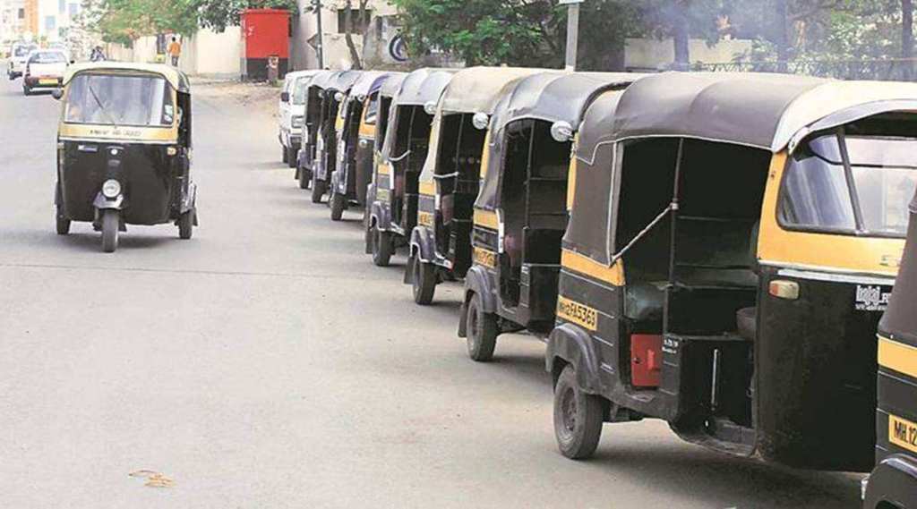 rickshaws queue at vashi sub regional transport office