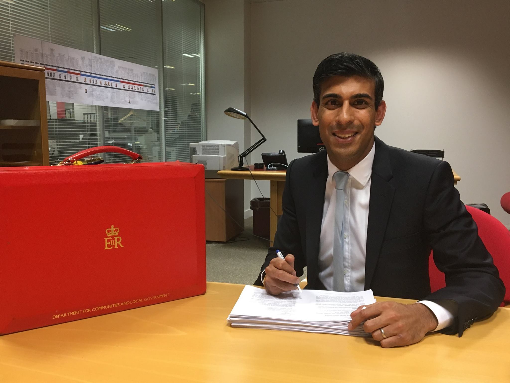 britain new prime minister rishi sunak property net worth