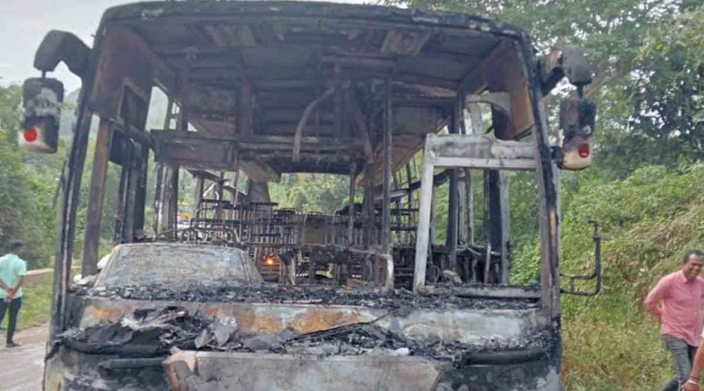 devotees bus caught fire at ghodegaon bhimashankar road