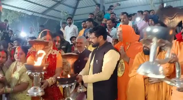 Chhath Puja celebrated with traditional in Pimpri chinchwad