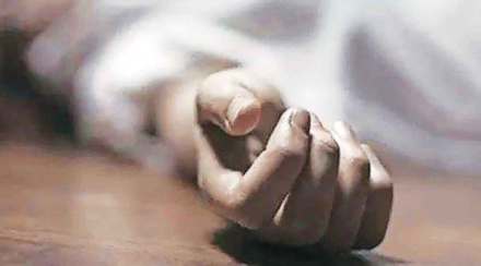 woman commits suicide due to family dispute in khadakwasla dam pune