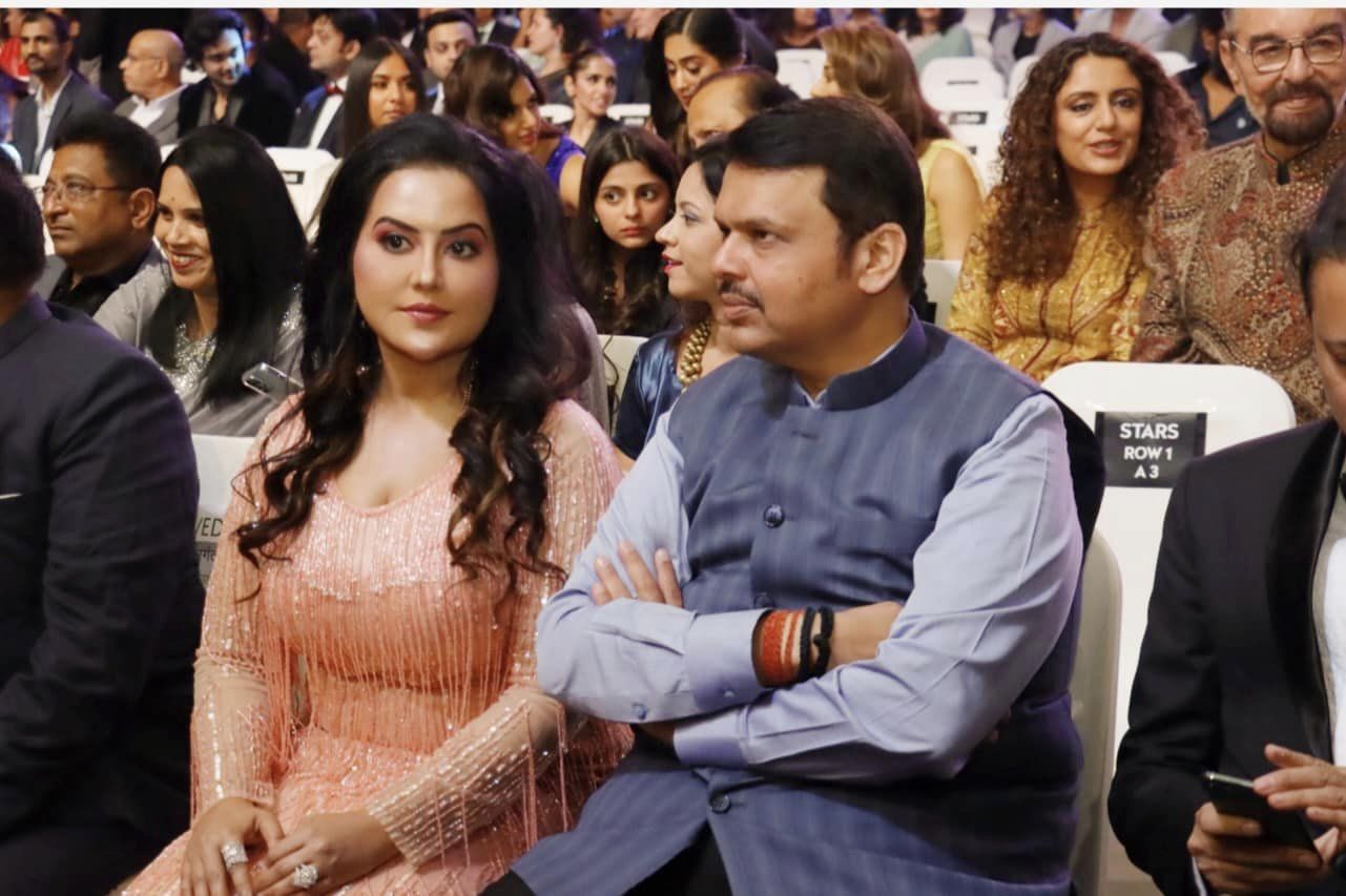 devendra fadnavis amruta fadnavis 3