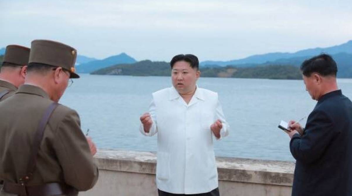 त्यात आता उत्तर कोरियांचे हुकूमशाह किम जोंग उन यांचा एक फोटो समोर आला आहे.