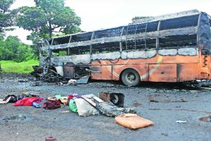 nashik accident bus burn