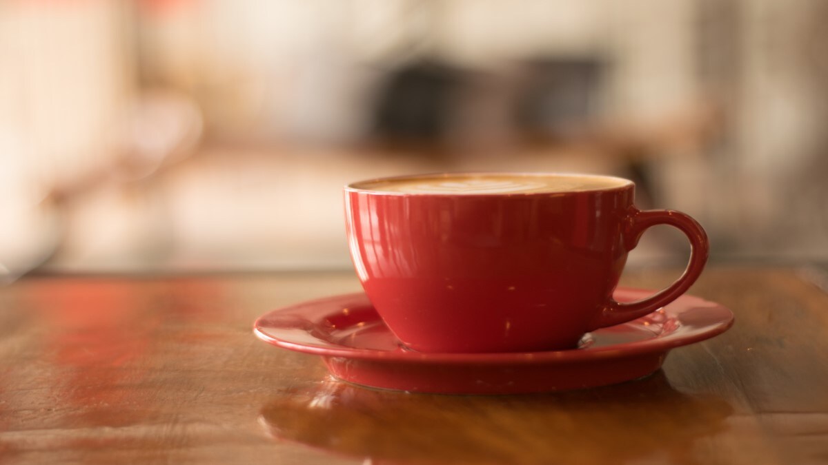 side effects of drinking tea on an empty stomach