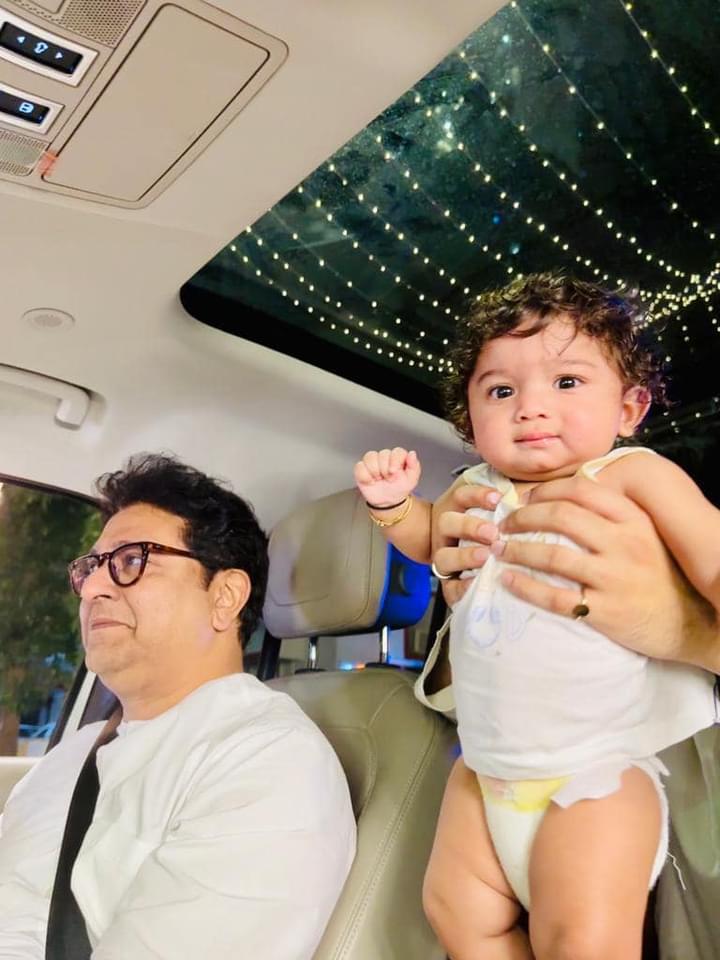 raj thackeray car drive with grandson Kian Amit Thakceray after mns shivaji park deepotsav ignoration by cm eknath shinde dcm devendra fadnavis